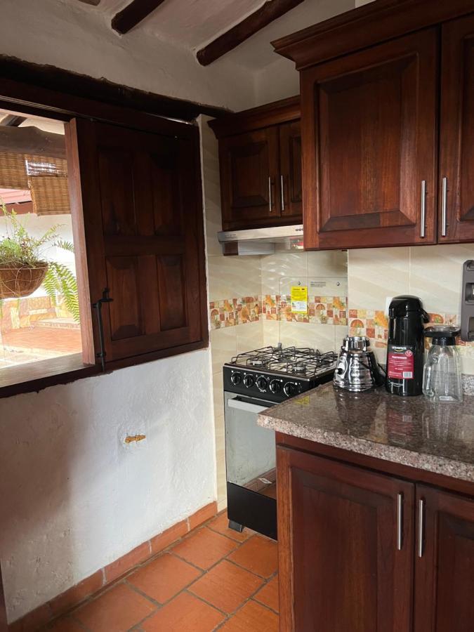 Hostal Villa San Rafael บาริชารา ภายนอก รูปภาพ