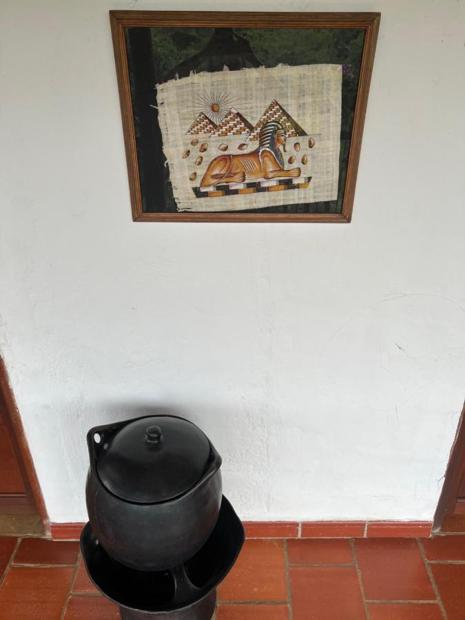 Hostal Villa San Rafael บาริชารา ภายนอก รูปภาพ
